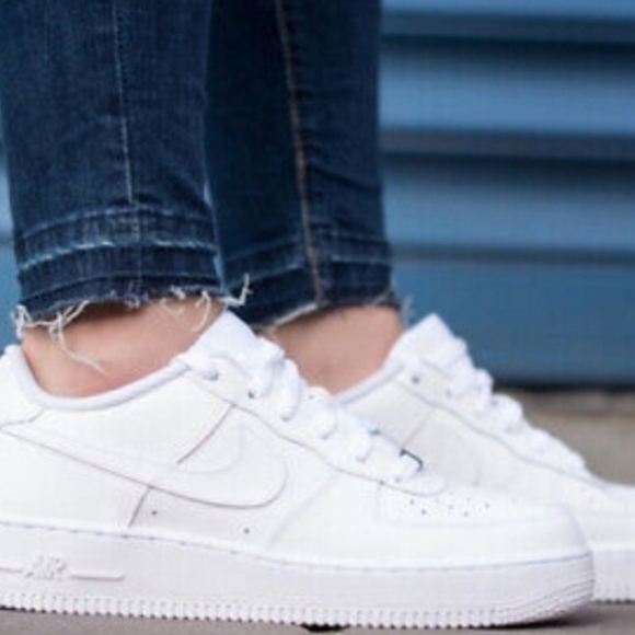 Sold - Picture 2 of 9